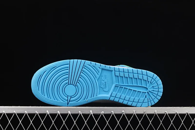 All categories Air Jordan Jordan series basketball shoes Air Jordan 1 Mid G version pure original Air Jordan 1 Mid AJ1 Joe 1 blue and green Chinese culture basketball shoes DA8010-400